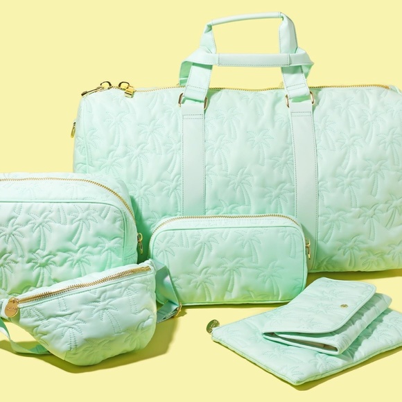 Stoney Clover Lane Fanny pack Puffy "Out of Office" Palm Tree 🌴 Green NWT - Picture 5 of 5